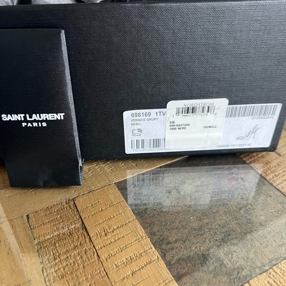 Brand new, sexy, stunning high-heel saint laurent shoes